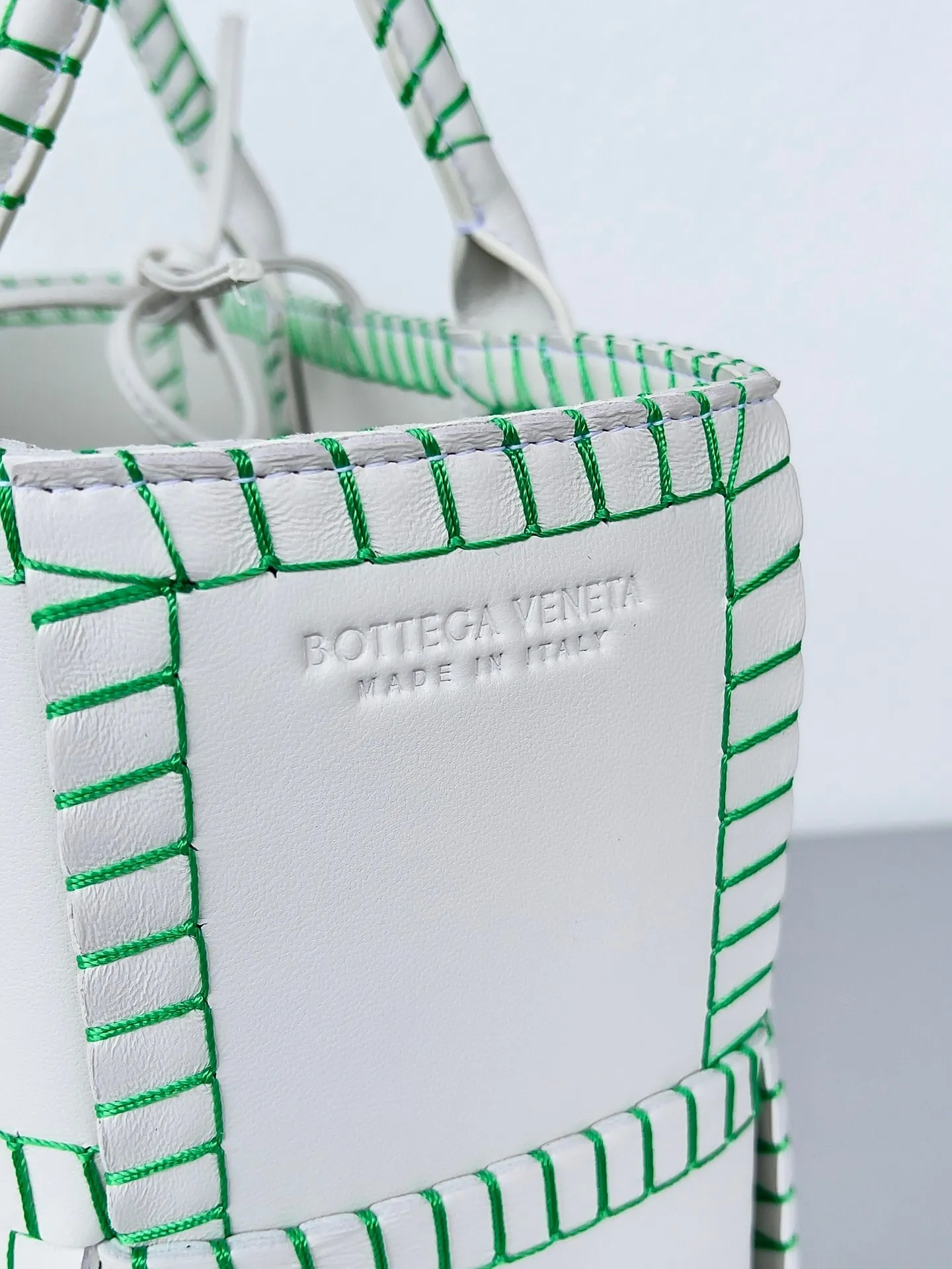 All categories 💚 Authentic bags 💚 BV 2025 new style 𝗕𝗼𝘁𝘁𝗲𝗴𝗮 𝗩𝗲𝗻𝗲𝘁𝗮 Tote bag